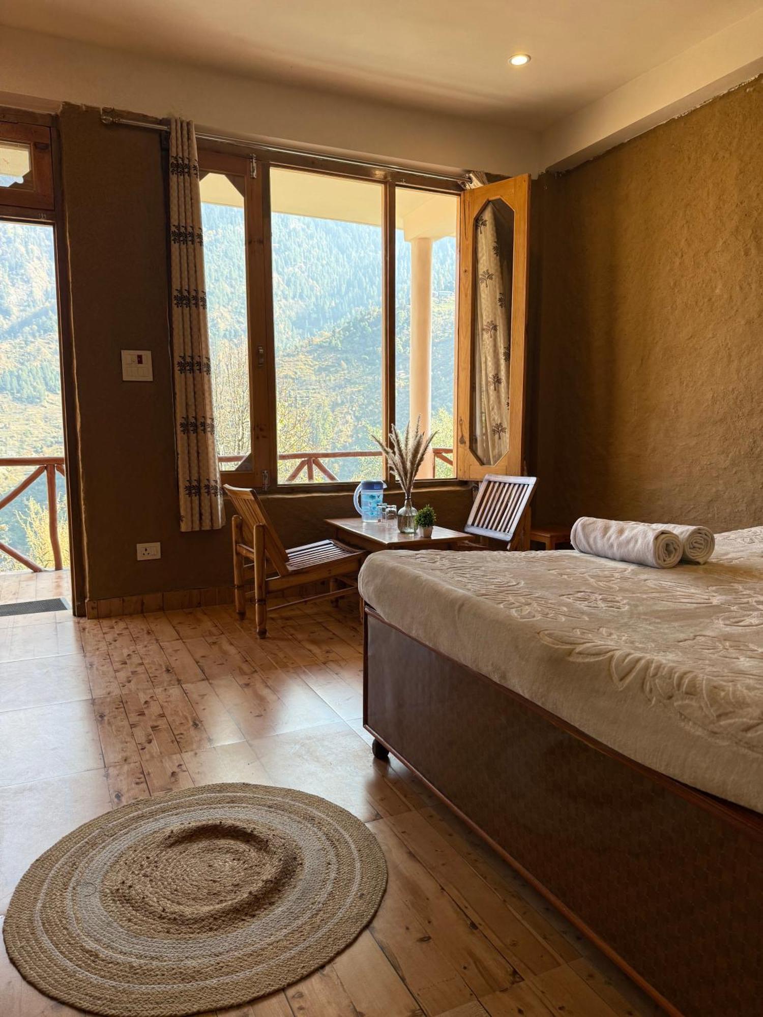The Void - Tirthan Valley Gushaini Exterior foto